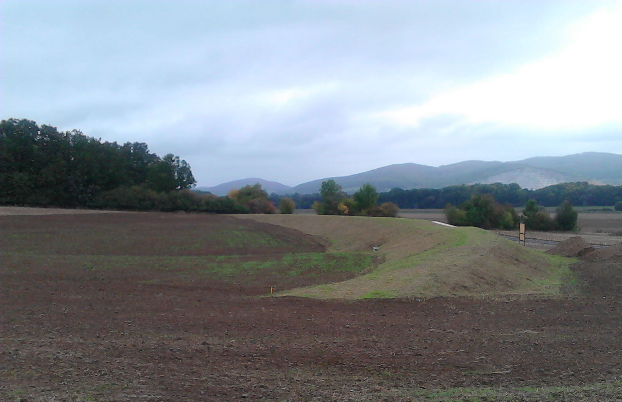 dokonceno-komplexni-pozemkove-upravy-zvole-zabreh-protierozni-retencni-nadrz / foto archiv SPÚ