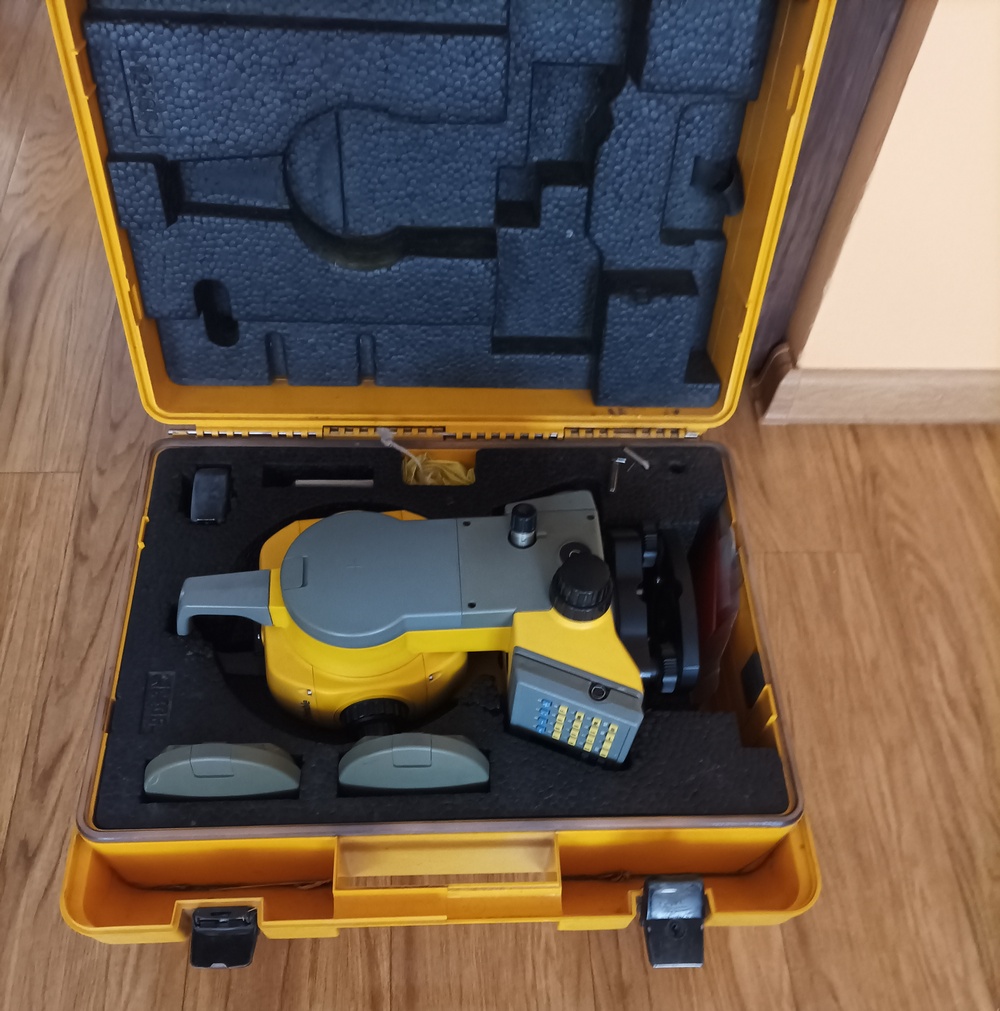 bazar-TRIMBLE-DR-3602